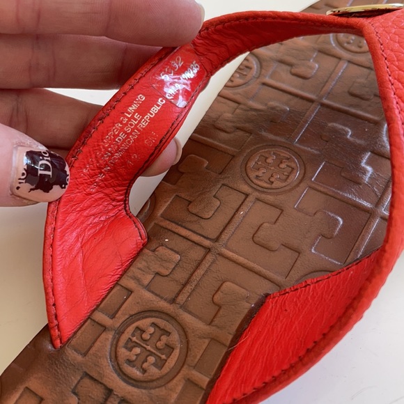 Authentic Tory Burch Thong Sandals size 8 - Picture 3 of 5